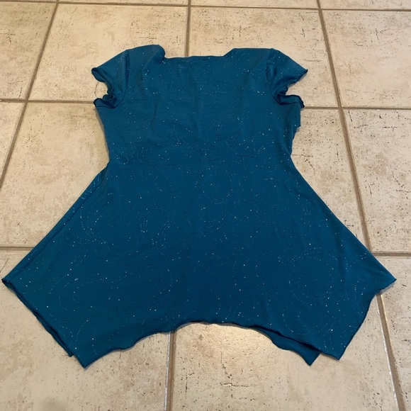 Mariposa Y2K Glitter Ruched Asymmetrical Blouse - Teal, Size L - Picture 5 of 6
